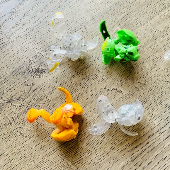 Bakugan Battle Balls Set of 6 Toys - Picture 3 of 5